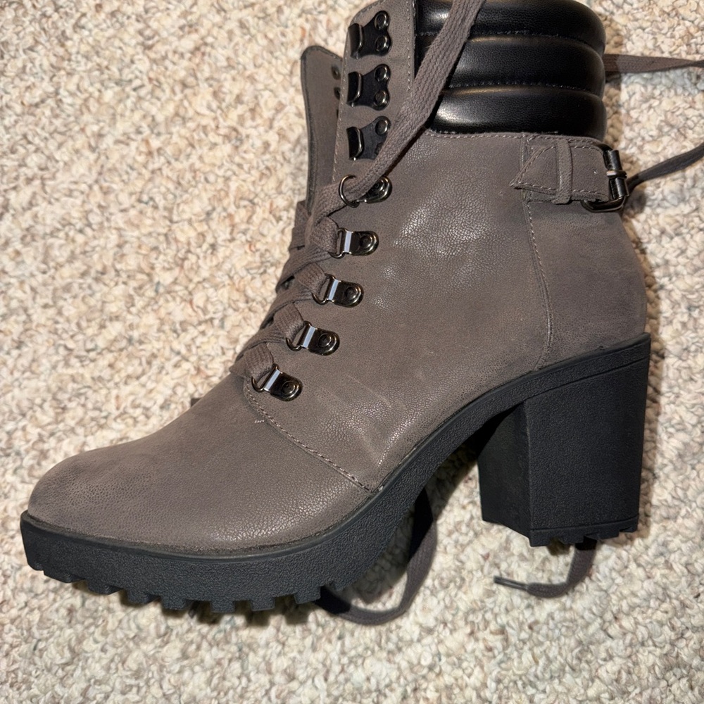 Gray Ankle Boots with Black Accents